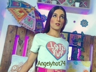Angelyhot74