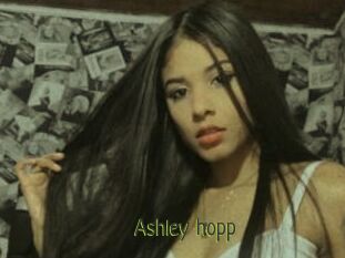 Ashley_hopp