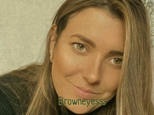 Browneyesss
