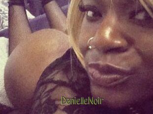 DanielleNoir