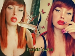 Daniellafoxytall