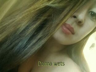 Danna_wets