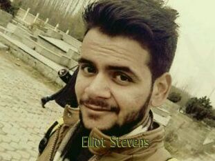 Elliot_Stevens