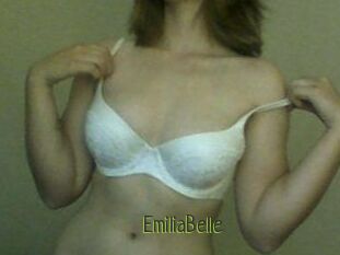 Emilia_Belle