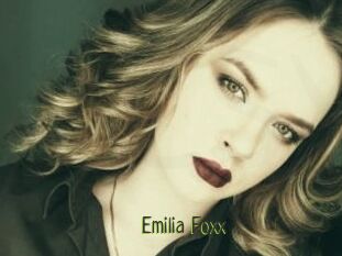 Emilia_Foxx