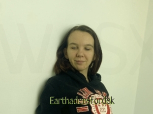 Earthadensfordek