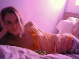 Freya_x