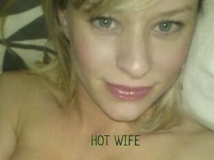 HOT_WIFE