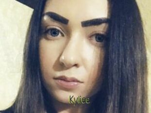 Kyliee_