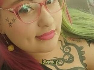 Kiss_ara