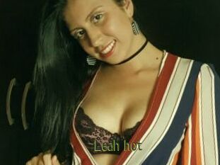 Leah_hot