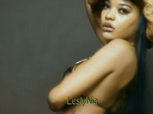 LeslyNia