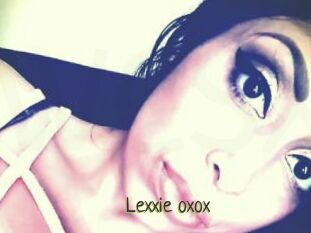 Lexxie_oxox