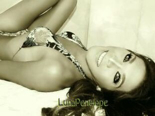 LunaPenelope
