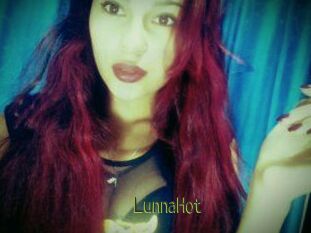 LunnaHot