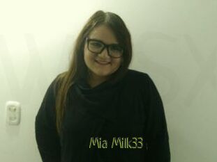 Mia_Milk33