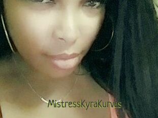 MistressKyraKurves