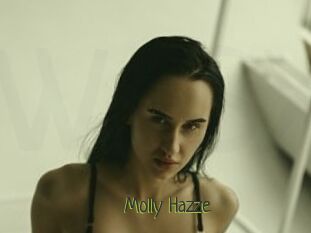 Molly_Hazze