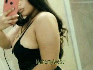 NahomyWest