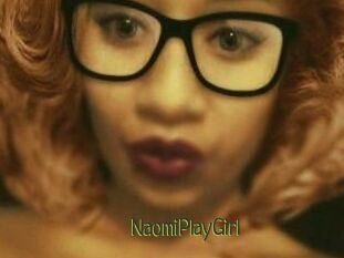 NaomiPlayGirl