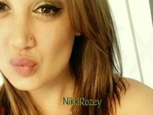 Nikki_Rozey