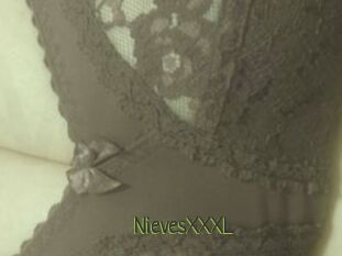 NievesXXXL