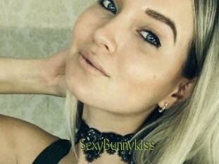SexyBunnyKiss