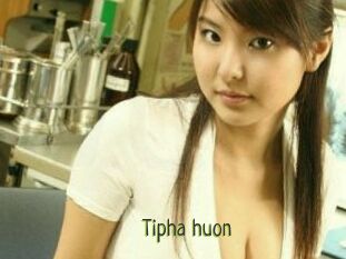 Tipha_huon