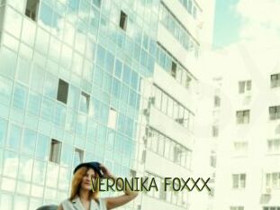 VERONIKA_FOXXX
