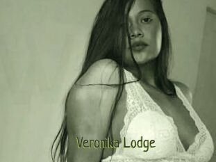 Veronika_Lodge