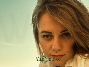 Valeriiee_xx